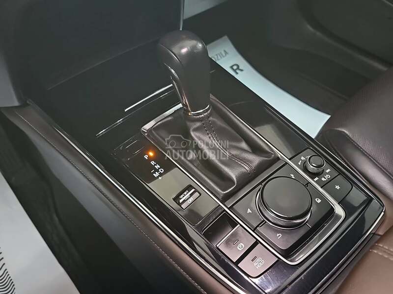 Mazda CX-30 COSMO/FUL.L/MHIBRID