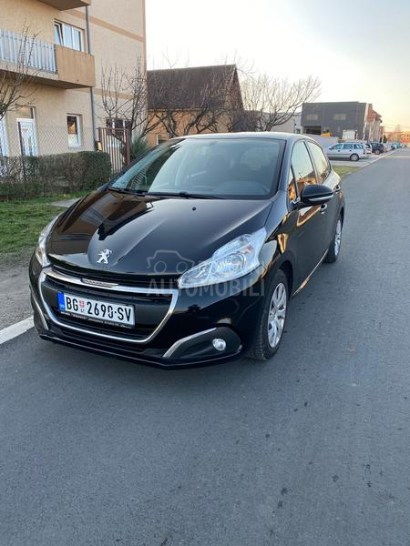 Peugeot 208 1.2