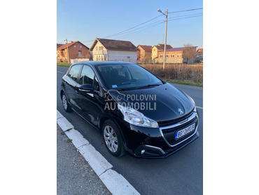 Peugeot 208 1.2