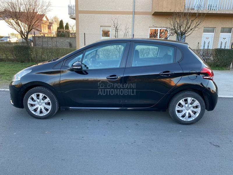 Peugeot 208 1.2