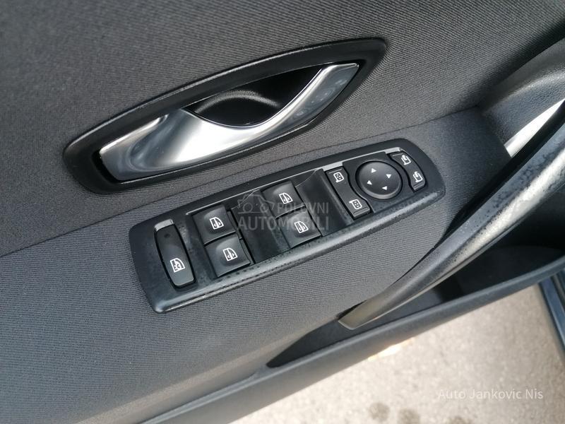 Renault Megane 1.4i EXPRESSION CH