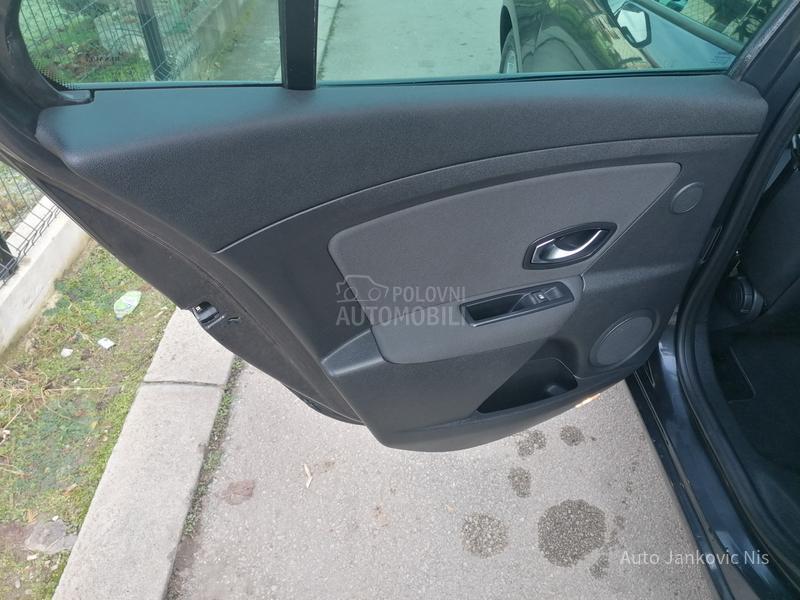 Renault Megane 1.4i EXPRESSION CH