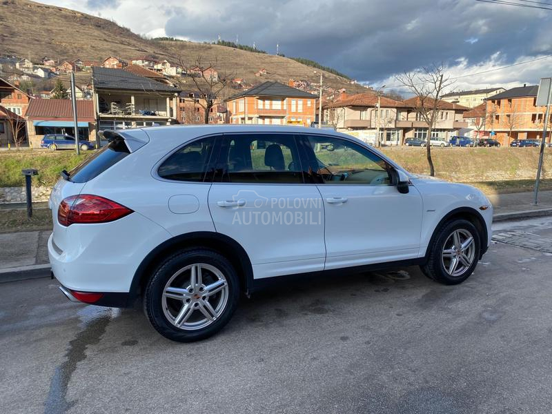 Porsche Cayenne 3.0