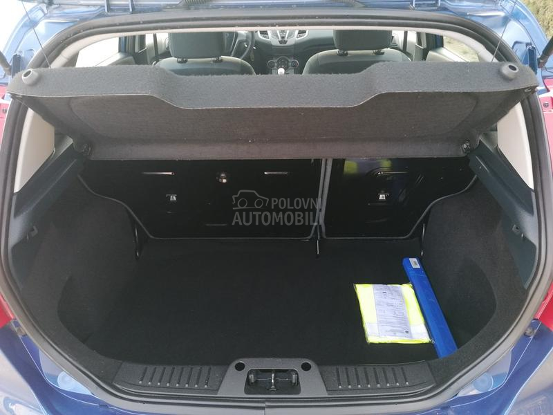 Ford Fiesta 1.2i TREND LINE CH