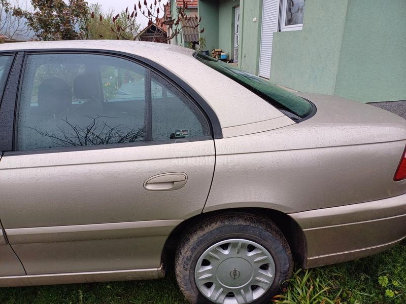 Opel Omega 2.5 TD