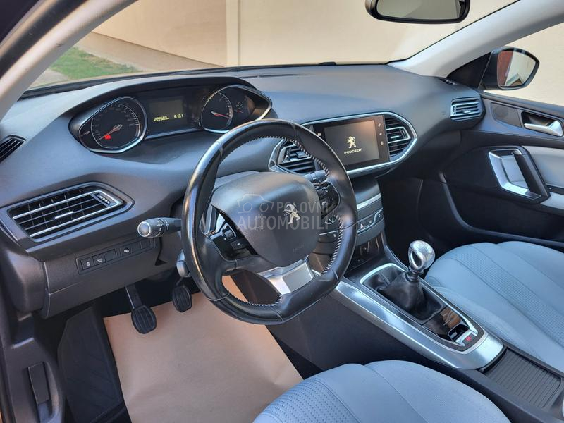 Peugeot 308 1.6blueHdi Allure