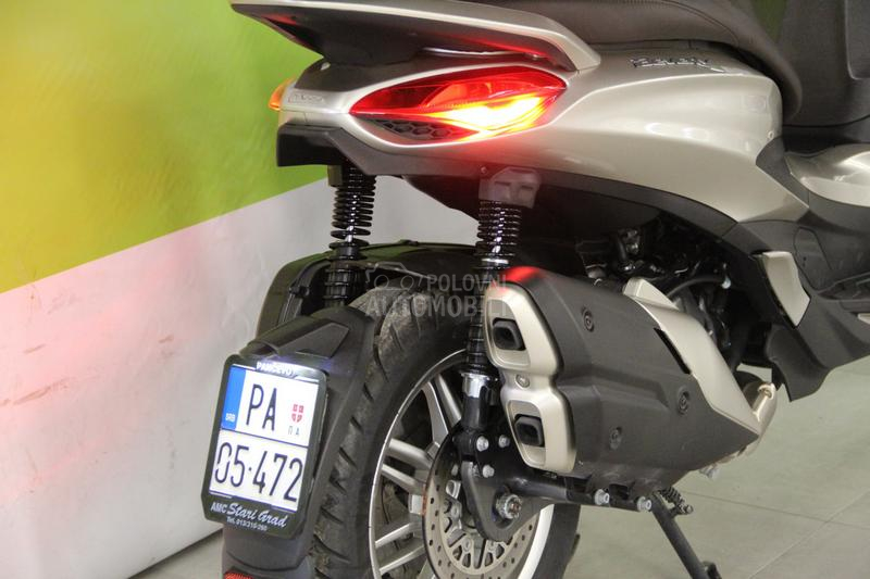 Piaggio BEVERLY 400 HPE