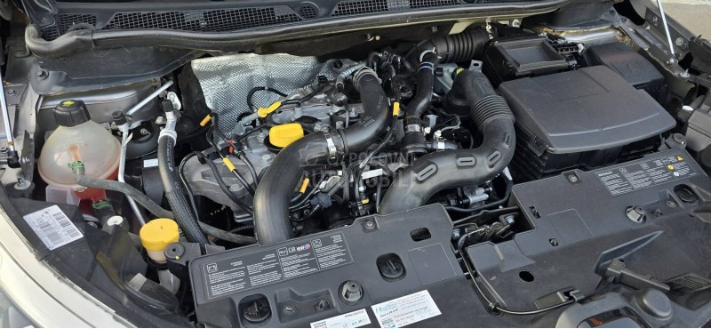 Renault Captur 0.9TCE INTENSE