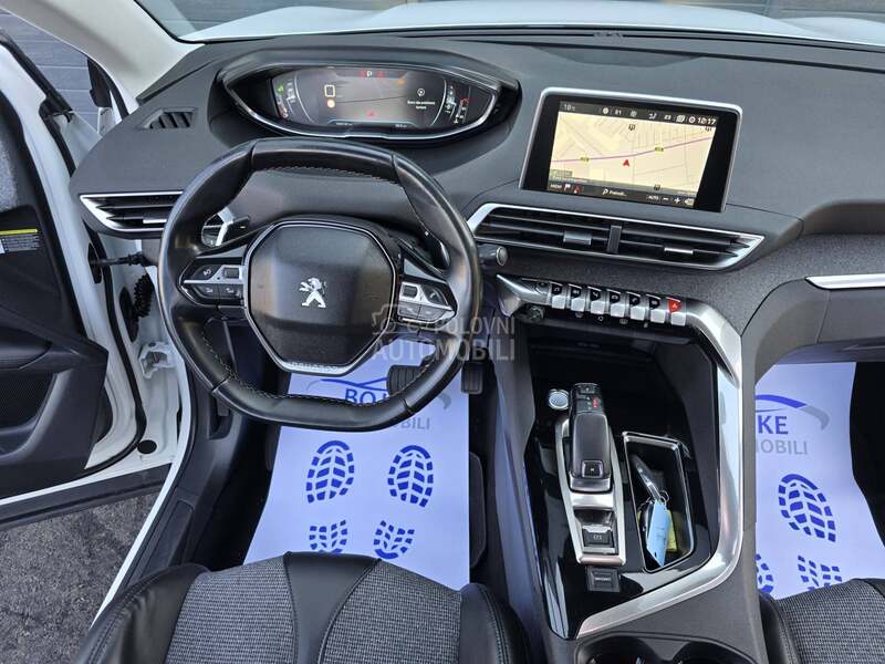 Peugeot 3008 1.5HDI ALLURE