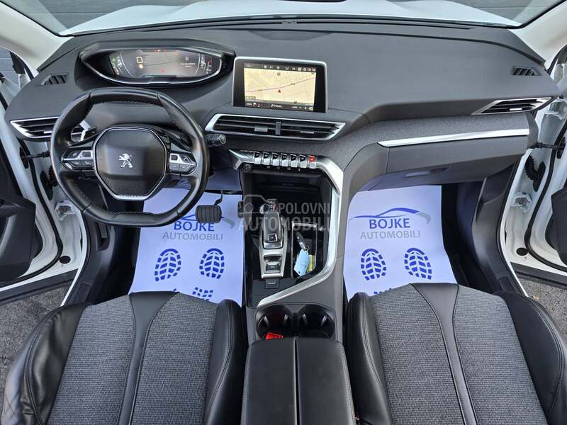 Peugeot 3008 1.5HDI ALLURE