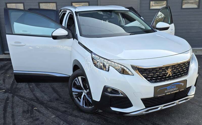 Peugeot 3008 1.5HDI ALLURE