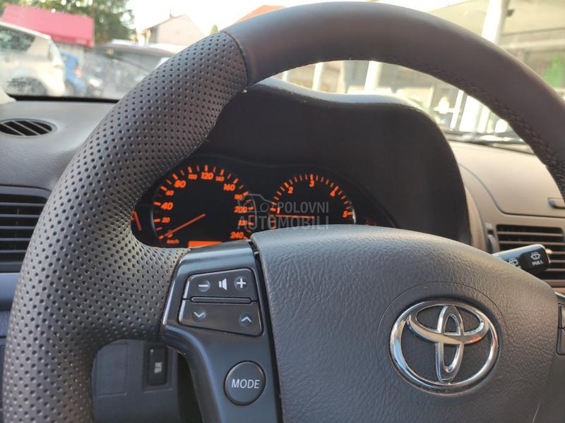 Toyota Avensis d4d