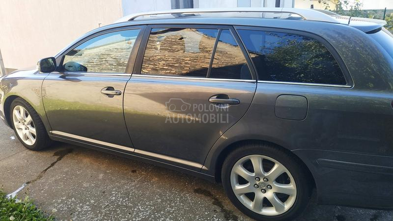 Toyota Avensis d4d