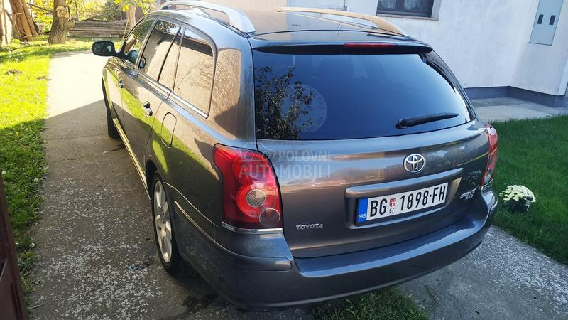 Toyota Avensis d4d