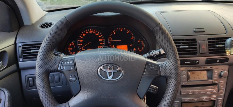 Toyota Avensis d4d
