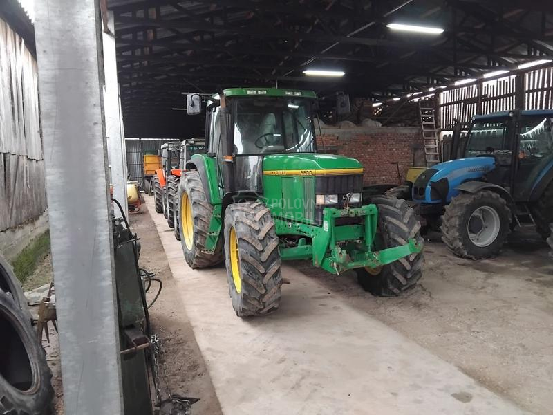 John Deere 6800
