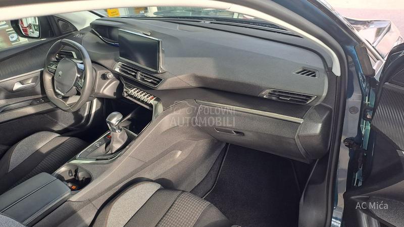 Peugeot 3008 1.2NAV ALU KAM 42000