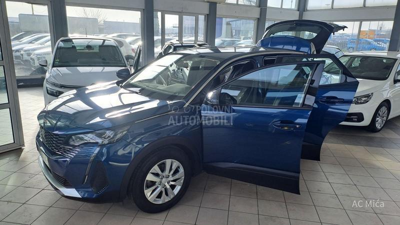 Peugeot 3008 1.2NAV ALU KAM 42000