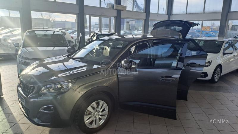 Peugeot 3008 1.5 BLU NAV ALU 8 MM