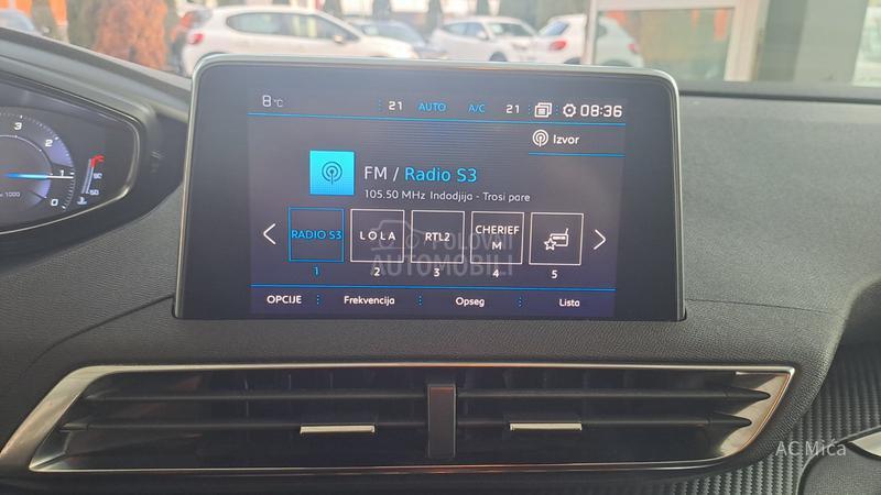 Peugeot 3008 1.5 BLU NAV ALU 8 MM