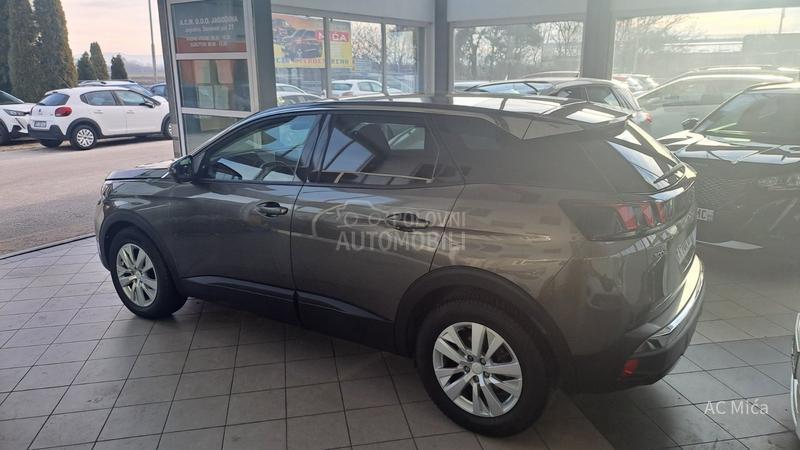 Peugeot 3008 1.5 BLU NAV ALU 8 MM