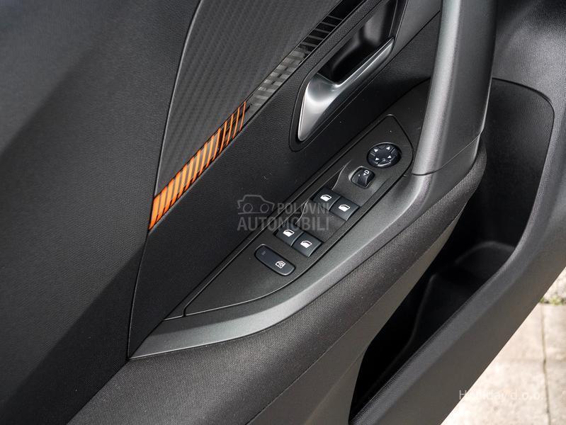 Peugeot 2008 1.2PureTech Led Nav