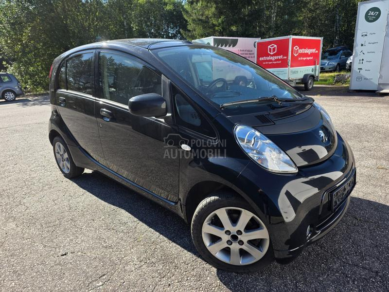 Peugeot iOn 