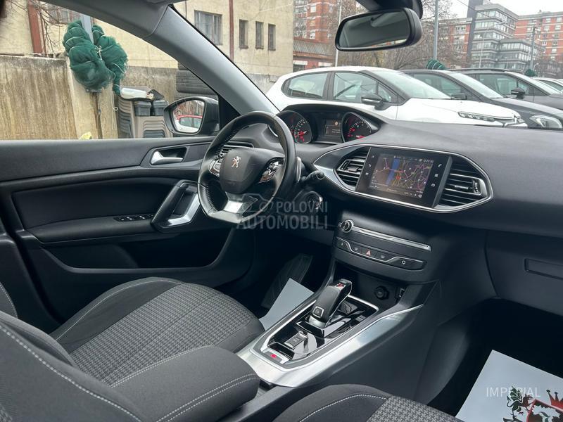 Peugeot 308 1.2 B Autom