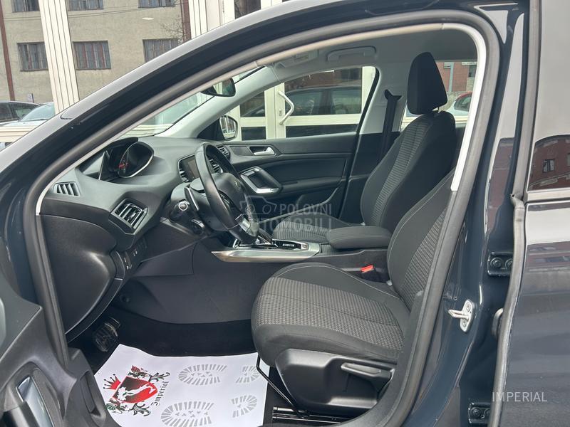 Peugeot 308 1.2 B Autom