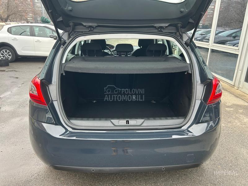 Peugeot 308 1.2 B Autom