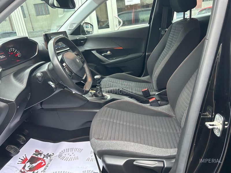 Peugeot 2008 1.2 B