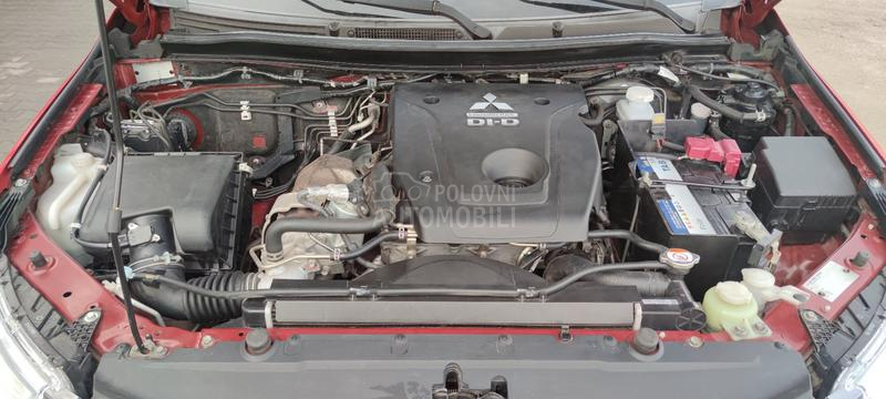 Mitsubishi L200 2.4  InStyle