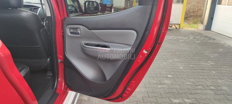 Mitsubishi L200 2.4  InStyle