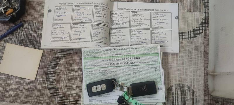 Mitsubishi L200 2.4  InStyle