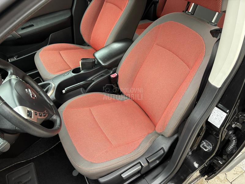 Nissan Qashqai 1.5 dci S.E.RVISNA