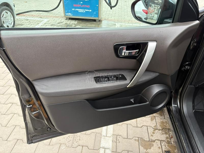 Nissan Qashqai 1.5 dci S.E.RVISNA