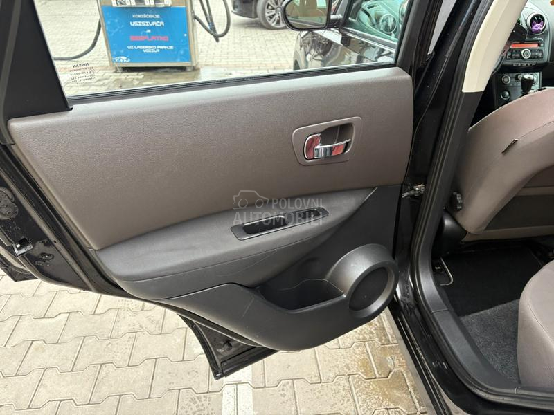 Nissan Qashqai 1.5 dci S.E.RVISNA