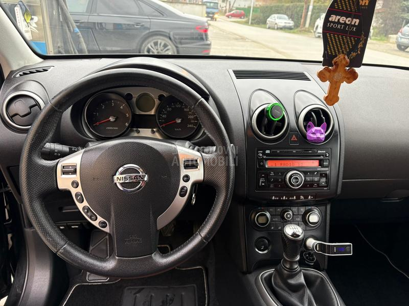 Nissan Qashqai 1.5 dci S.E.RVISNA