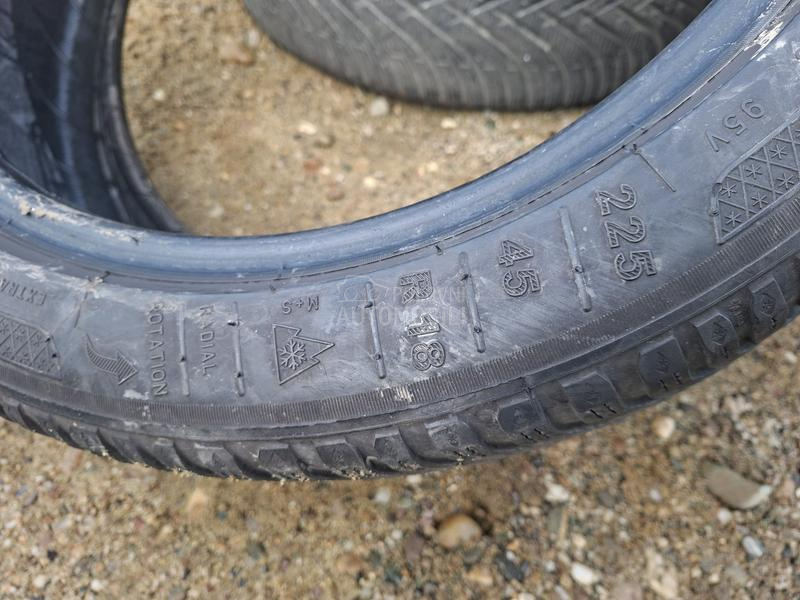 Kleber 225/45 R18 Zimska