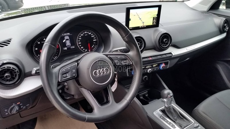 Audi Q2 S TRONIC/LED/FUL