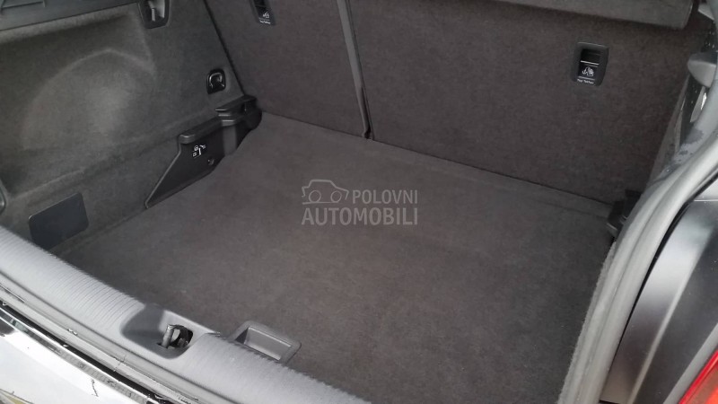 Audi Q2 S TRONIC/LED/FUL