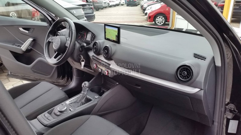 Audi Q2 S TRONIC/LED/FUL