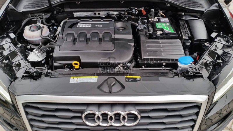 Audi Q2 S TRONIC/LED/FUL