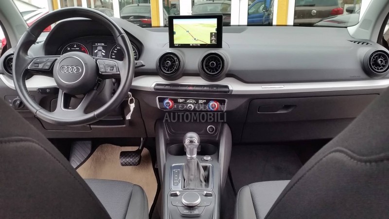 Audi Q2 S TRONIC/LED/FUL