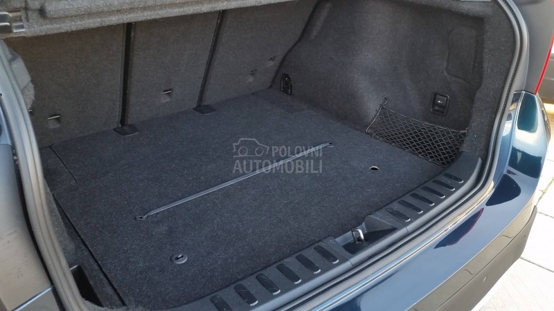 BMW X1 2.0d PREMIUM/4X4/AUT