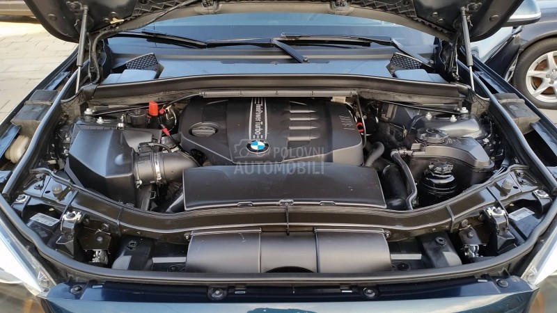 BMW X1 2.0d PREMIUM/4X4/AUT