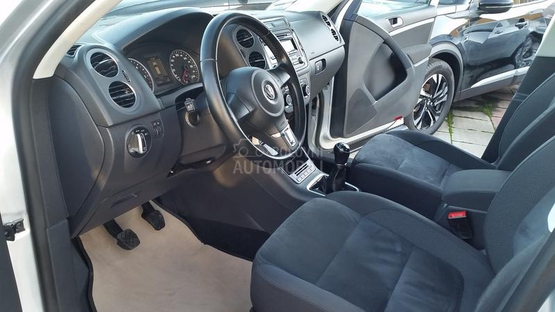 Volkswagen Tiguan 2.0 TDI 4X4/0DLIČAN