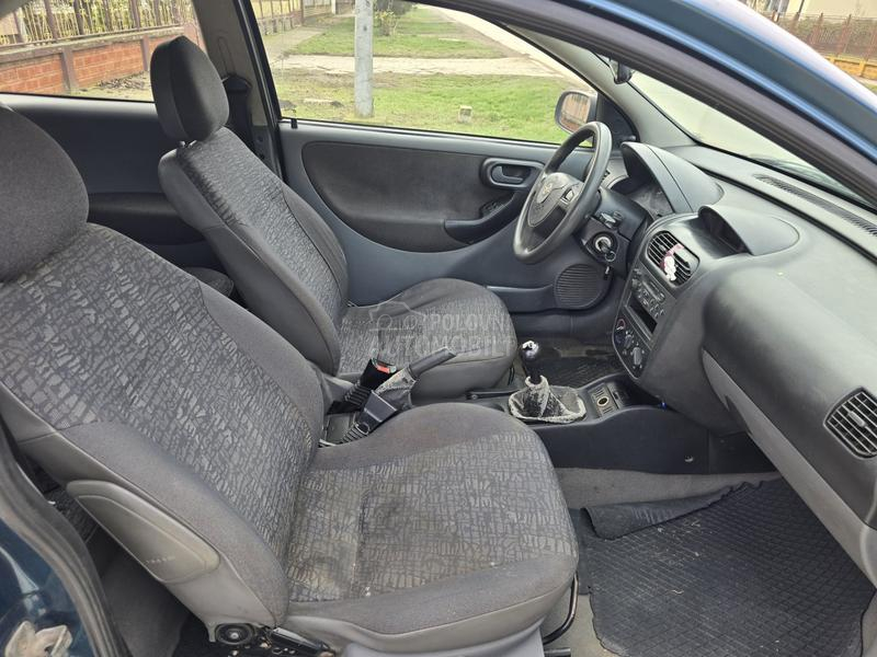 Opel Corsa C 1.7 DTI