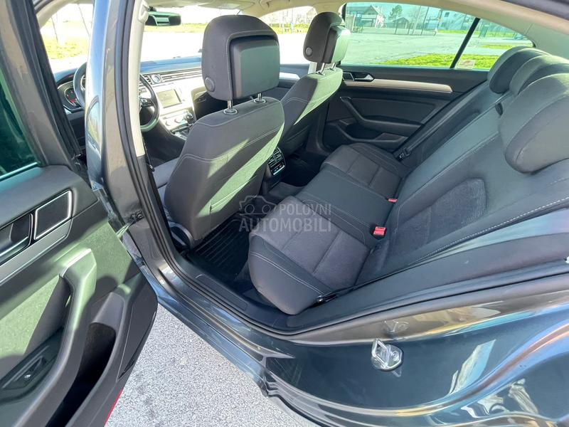 Volkswagen Passat B8 2.0