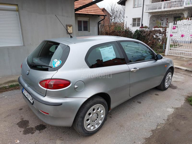 Alfa Romeo 147 1.6